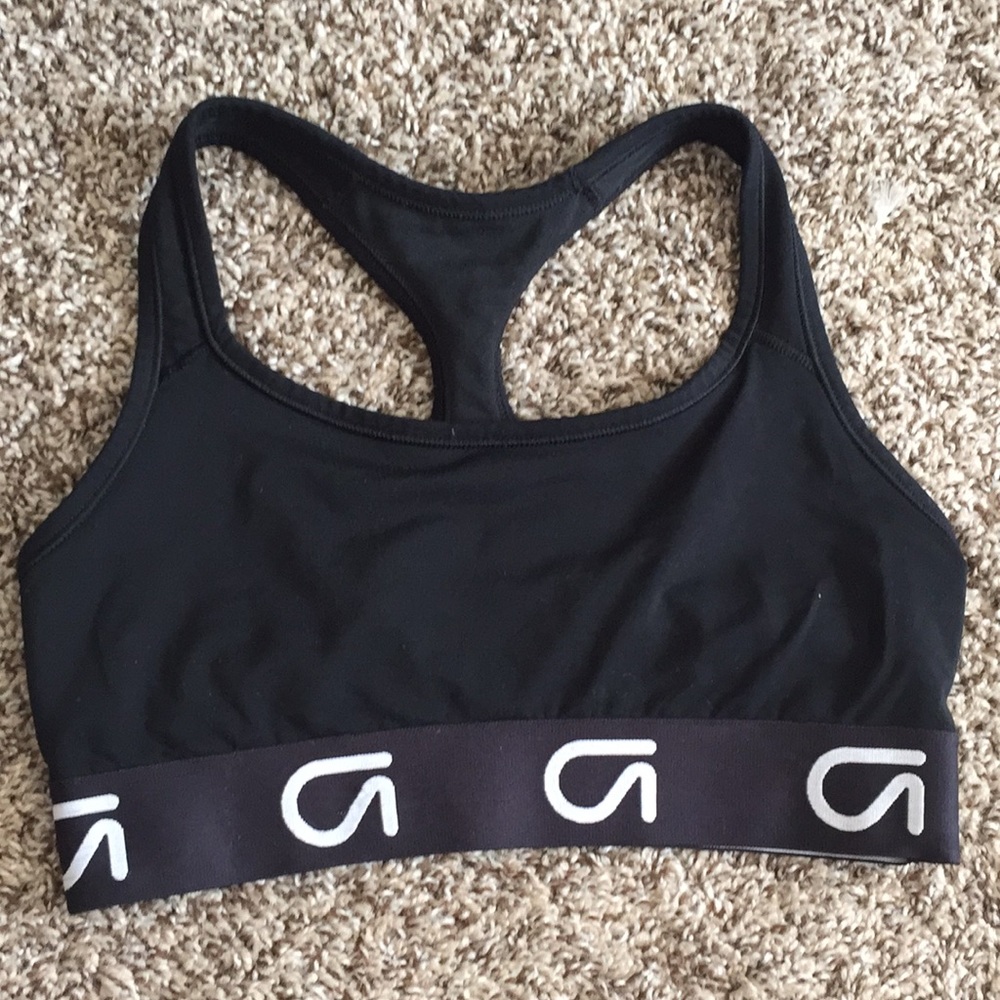 GapFit Sports Bra